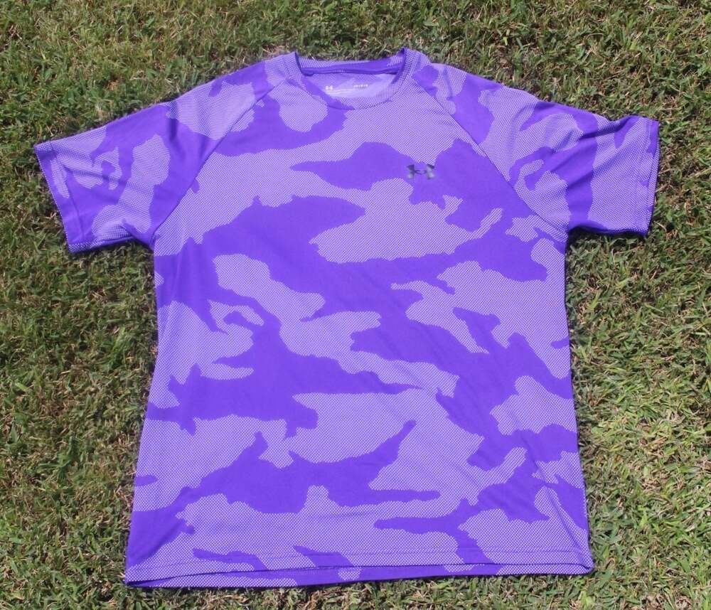 Under Armour Velocity Printed Camo Short Sleeve Athletic T-Shirt Purple Large